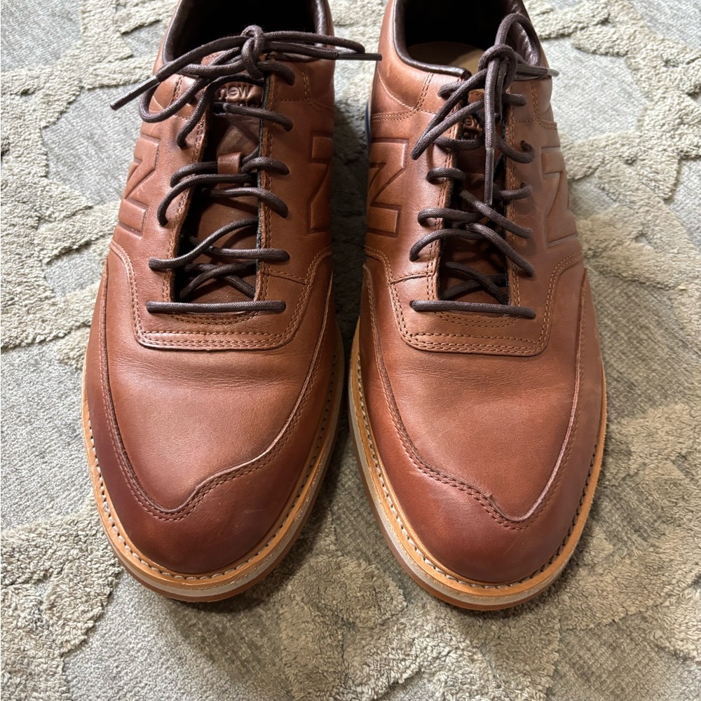 Men's New Balance Brown Leather Shoes 11US